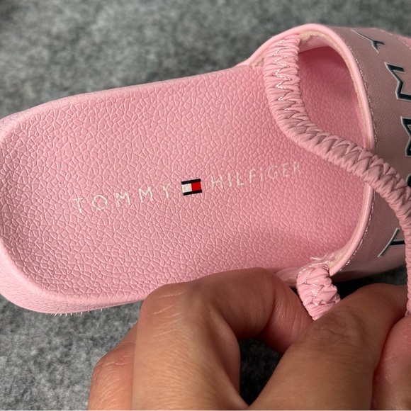 Tommy Hilfiger Kids Slingback Logo Slide‎ in Almond Blossom- Sz 8 - Picture 5 of 9